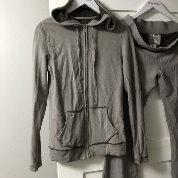 ELITA Eco Fashion Bamboo Lounging Yoga Athleisure set - Picture 2 of 16